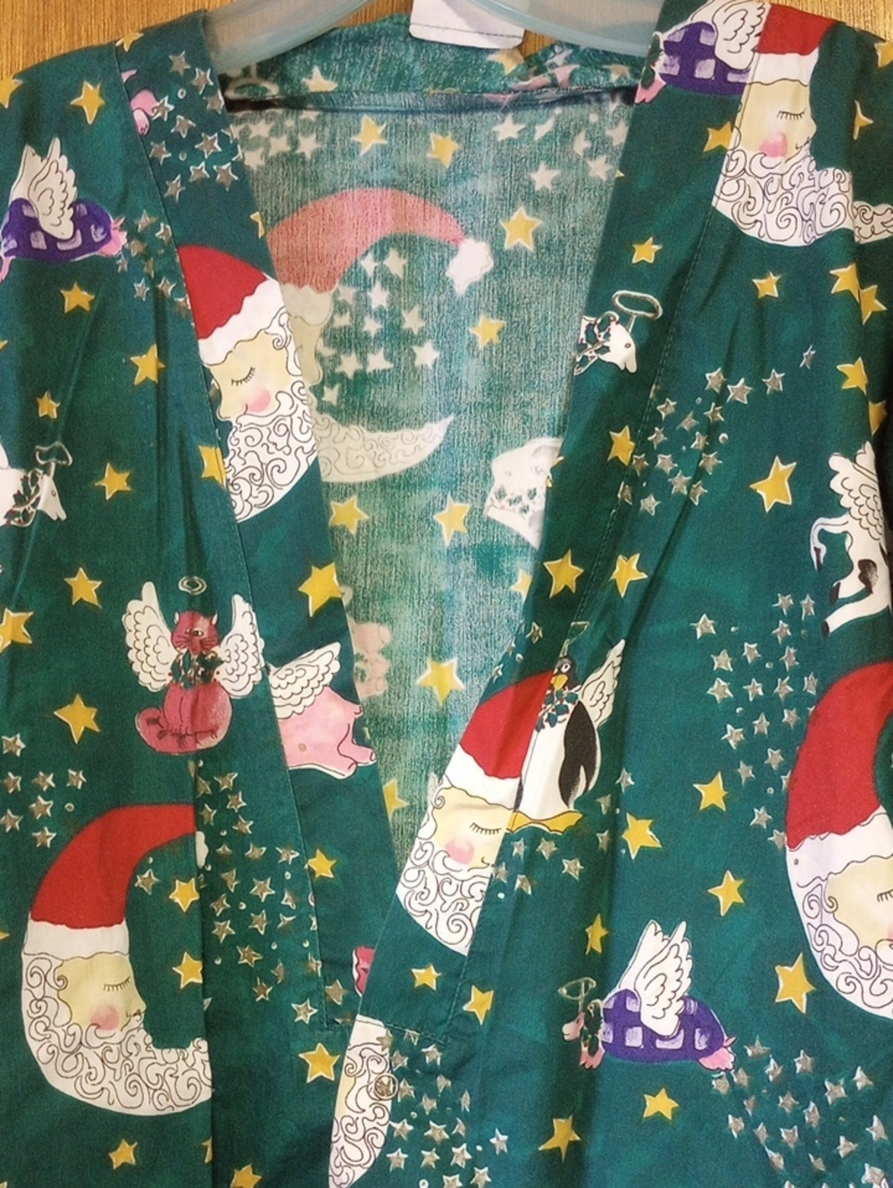 Tafford Christmas Green Scrub Cotton Jacket w/ Santa, Cats, Pigs, Stars. Size M